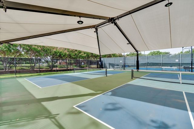 3912 Amberwood Drive, Addison, TX 75001