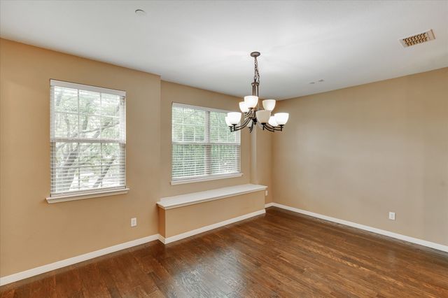 3912 Amberwood Drive, Addison, TX 75001