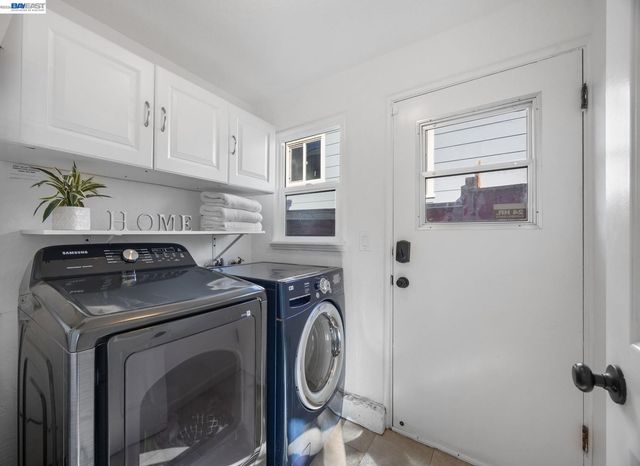 2672 Watson St, Castro Valley, CA 94546