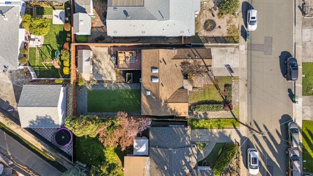 2672 Watson St, Castro Valley, CA 94546