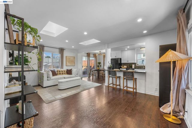 2672 Watson St, Castro Valley, CA 94546