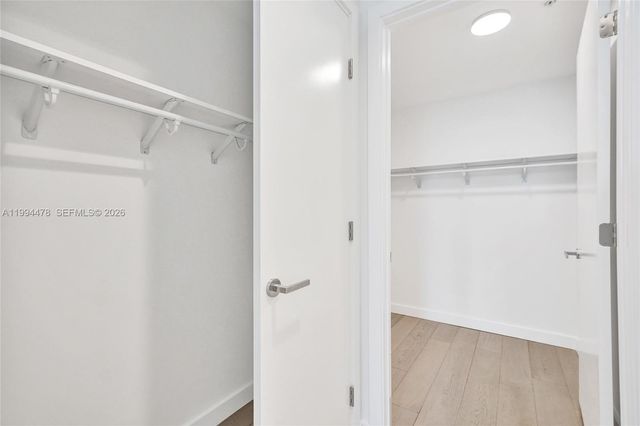 9221 E Bay Harbor Dr 210, Bay Harbor Islands, FL 33154