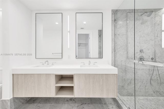 9221 E Bay Harbor Dr 210, Bay Harbor Islands, FL 33154