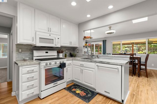 1835 Cairo St, Livermore, CA 94550