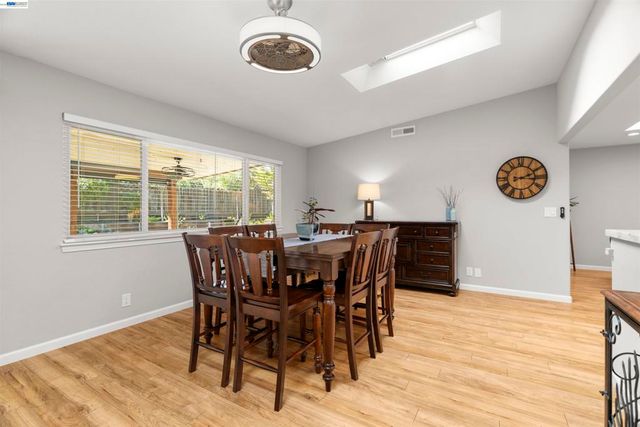 1835 Cairo St, Livermore, CA 94550