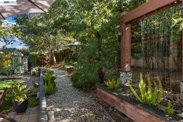 1835 Cairo St, Livermore, CA 94550