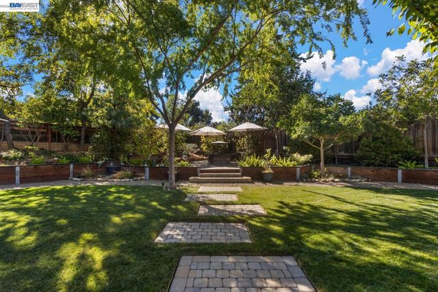 1835 Cairo St, Livermore, CA 94550