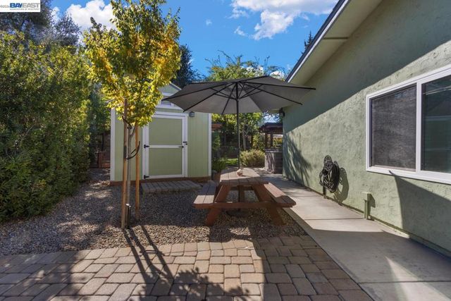 1835 Cairo St, Livermore, CA 94550