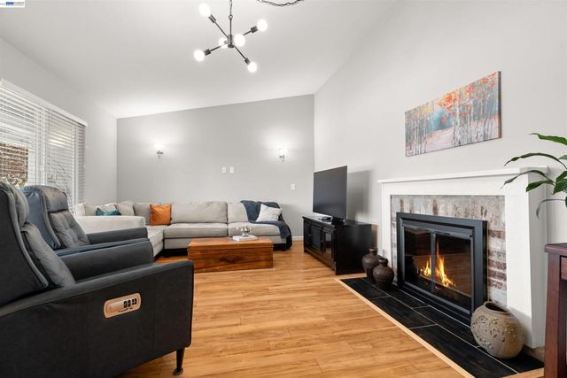 1835 Cairo St, Livermore, CA 94550