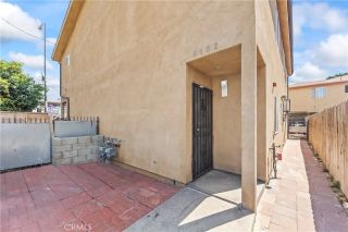 6102 S San Pedro Street, Los Angeles, CA 90003
