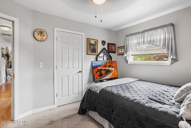 25 Mallard Road, Bayville, NJ 08721