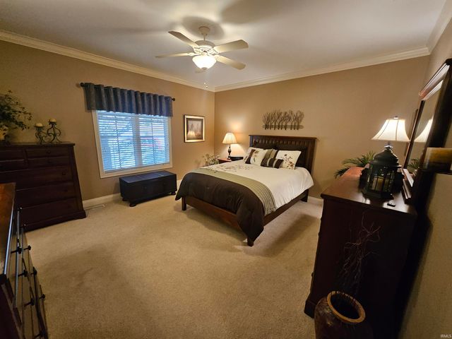 1060 Jefferson Court, Newburgh, IN 47630