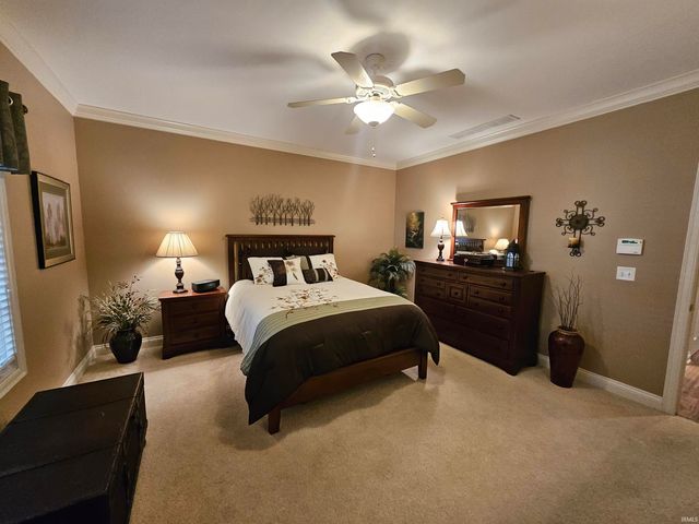 1060 Jefferson Court, Newburgh, IN 47630