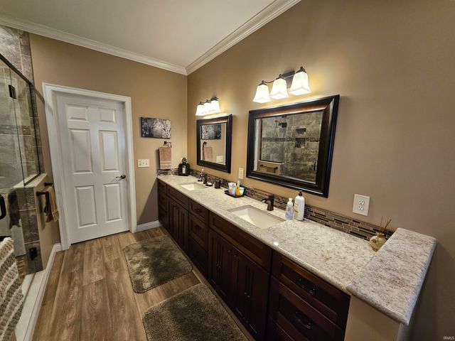 1060 Jefferson Court, Newburgh, IN 47630