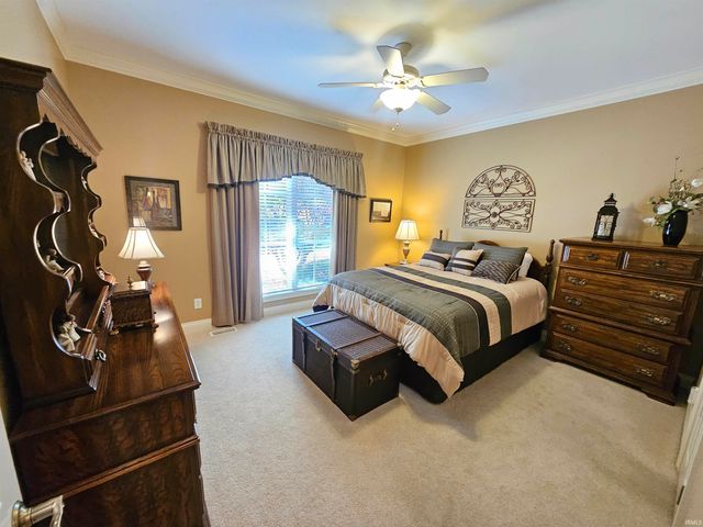 1060 Jefferson Court, Newburgh, IN 47630