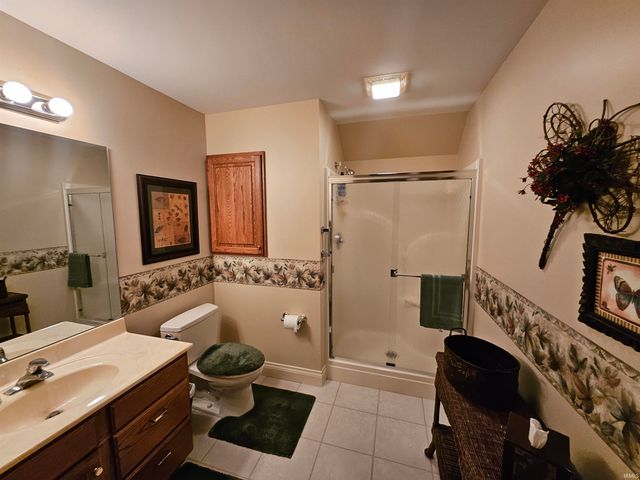 1060 Jefferson Court, Newburgh, IN 47630