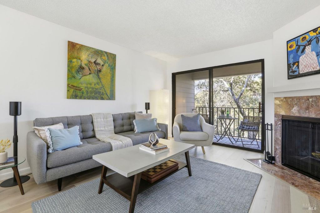 823 Via Casitas, Greenbrae, CA 94904