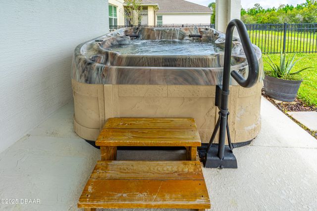 204 Azure Mist Way, Daytona Beach, FL 32124