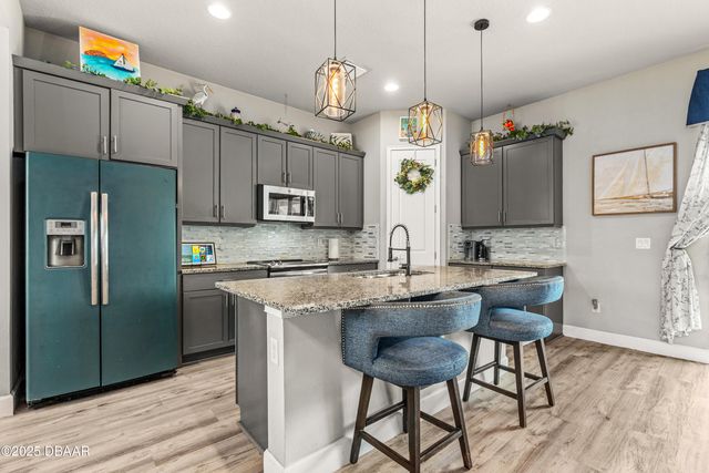 204 Azure Mist Way, Daytona Beach, FL 32124