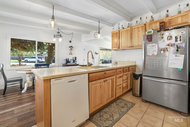 939 Rosemont Dr, Twin Falls, ID 83301