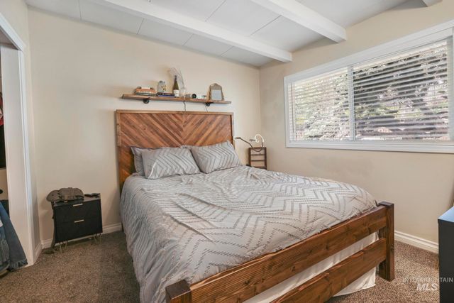 939 Rosemont Dr, Twin Falls, ID 83301