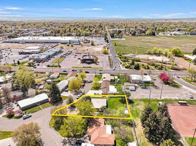 939 Rosemont Dr, Twin Falls, ID 83301