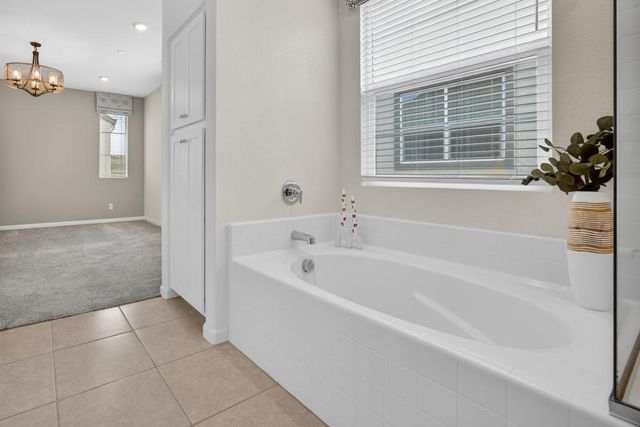 3124 Sunny Gate Ln, Folsom, CA 95630