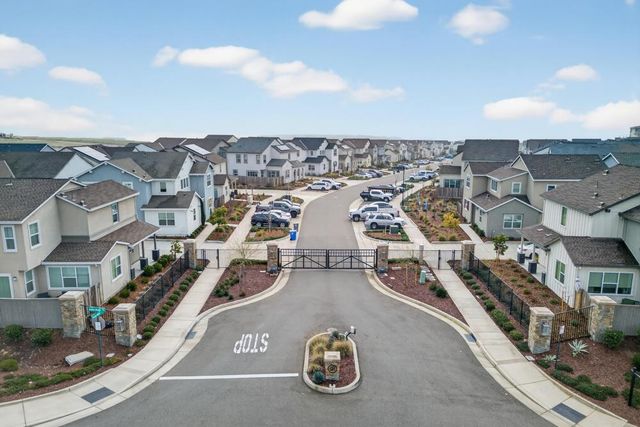 3124 Sunny Gate Ln, Folsom, CA 95630