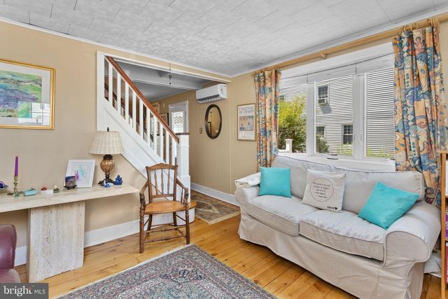 32 MARY ST, Bordentown, NJ 08505