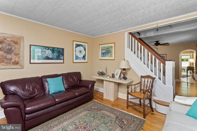 32 MARY ST, Bordentown, NJ 08505