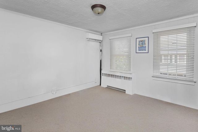 32 MARY ST, Bordentown, NJ 08505