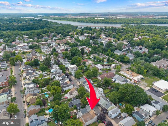 32 MARY ST, Bordentown, NJ 08505