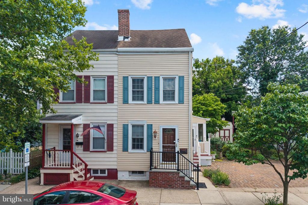 32 MARY ST, Bordentown, NJ 08505