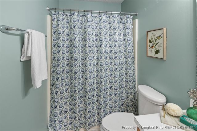 6316 Walnut Glen Drive, Willow Springs, NC 27592