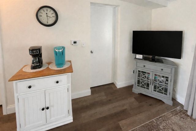 100 Getaway Circle 104, Kimberling City, MO 65686