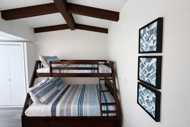 100 Getaway Circle 104, Kimberling City, MO 65686