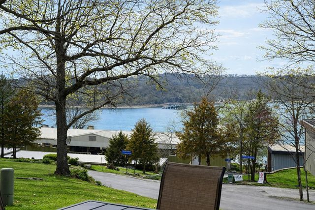 100 Getaway Circle 104, Kimberling City, MO 65686