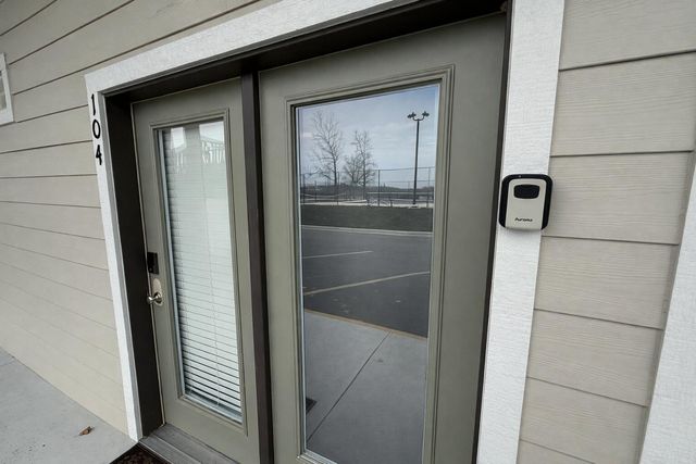 100 Getaway Circle 104, Kimberling City, MO 65686