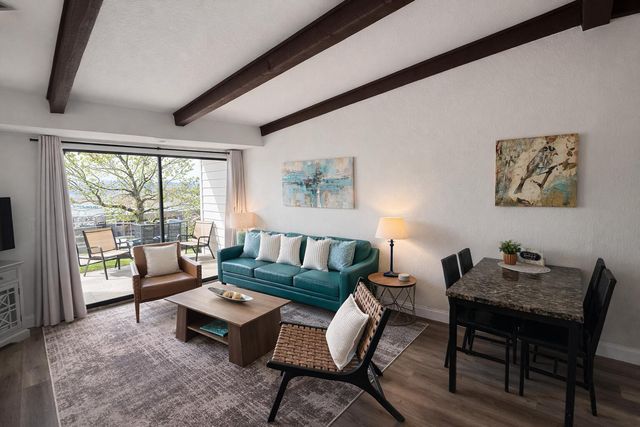 100 Getaway Circle 104, Kimberling City, MO 65686