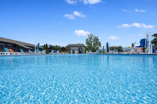 100 Getaway Circle 104, Kimberling City, MO 65686