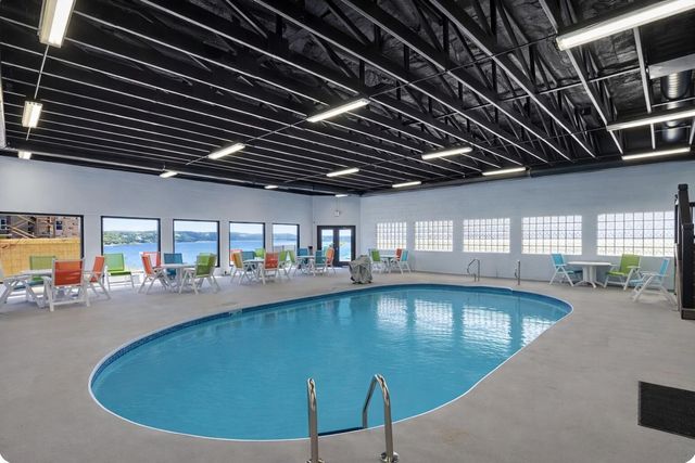 100 Getaway Circle 104, Kimberling City, MO 65686