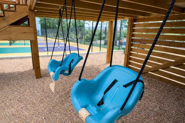 100 Getaway Circle 104, Kimberling City, MO 65686