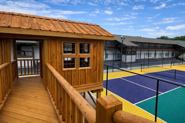 100 Getaway Circle 104, Kimberling City, MO 65686