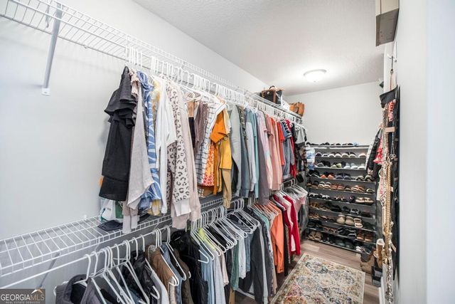 420 Lamplight Drive, Byron, GA 31008