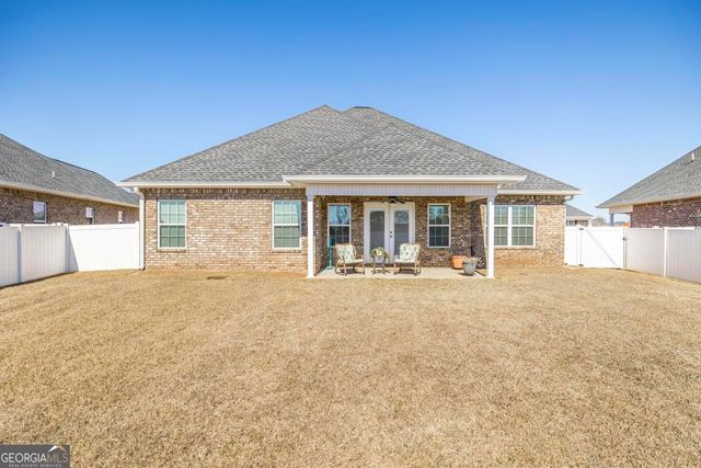 420 Lamplight Drive, Byron, GA 31008