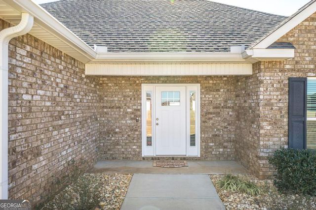 420 Lamplight Drive, Byron, GA 31008