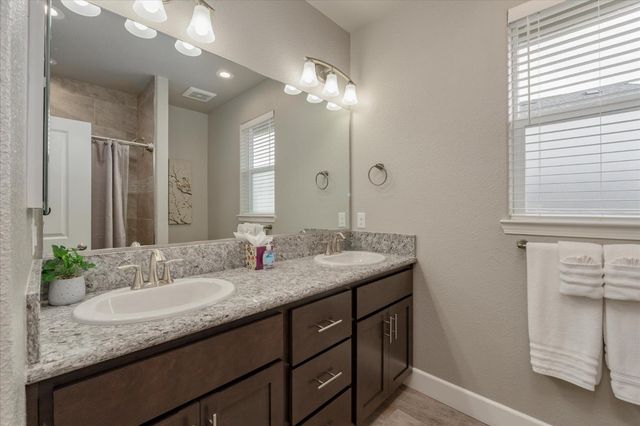 850 Murphys Creek Dr, Murphys, CA 95247