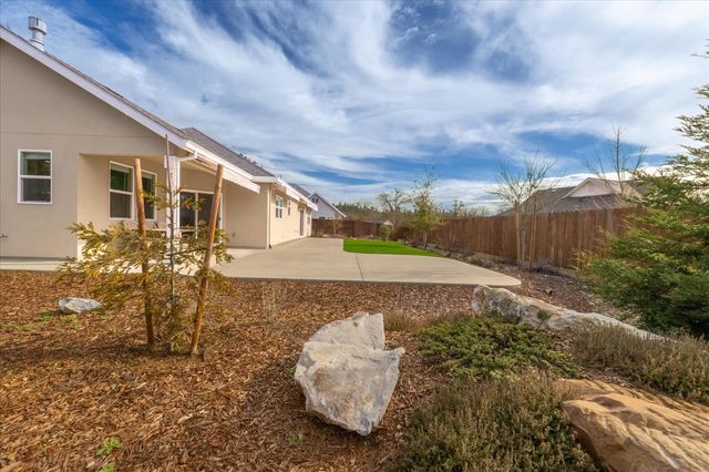 850 Murphys Creek Dr, Murphys, CA 95247