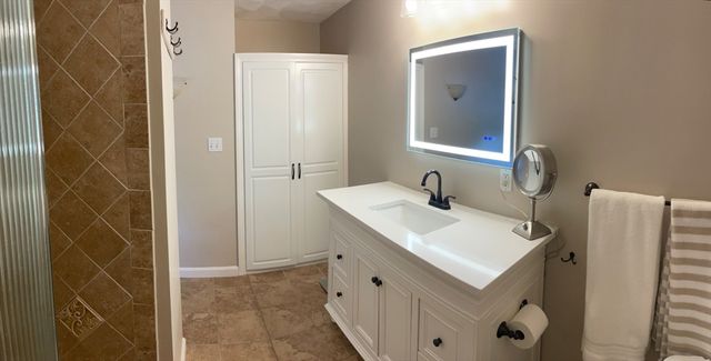 3 Berkshire Rd, Peabody, MA 01960
