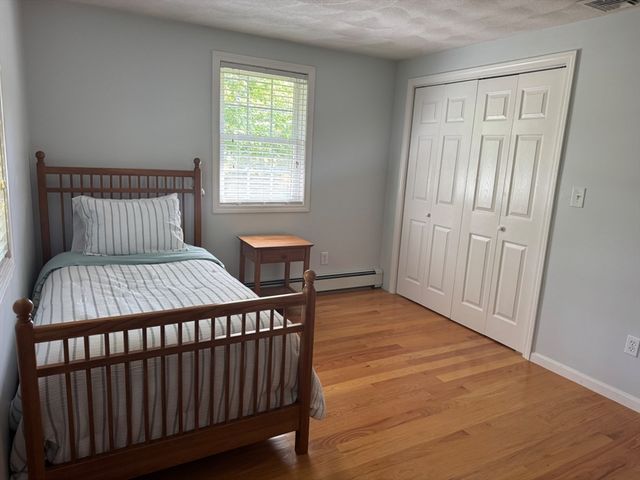 3 Berkshire Rd, Peabody, MA 01960